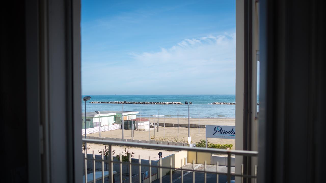 Hotel Vallechiara Lido Di Savio Ngoại thất bức ảnh