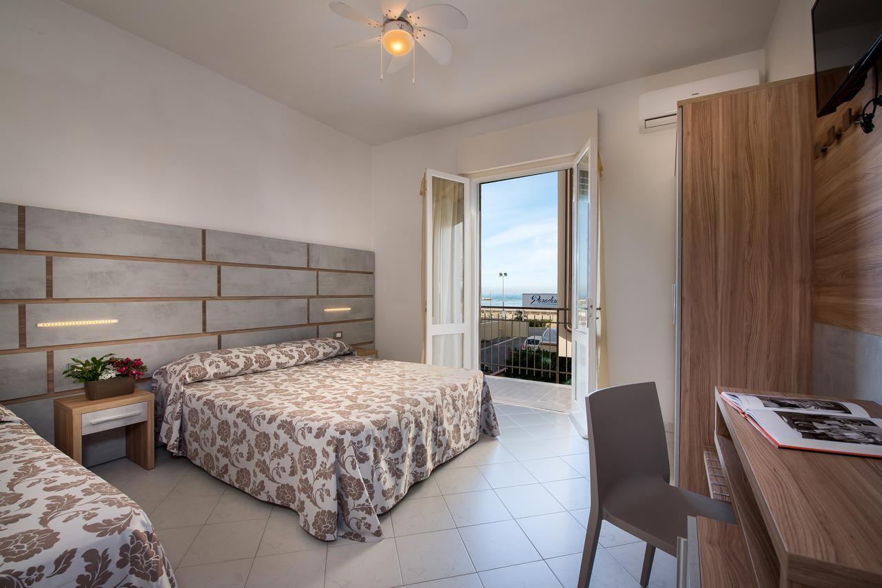 Hotel Vallechiara Lido Di Savio Ngoại thất bức ảnh